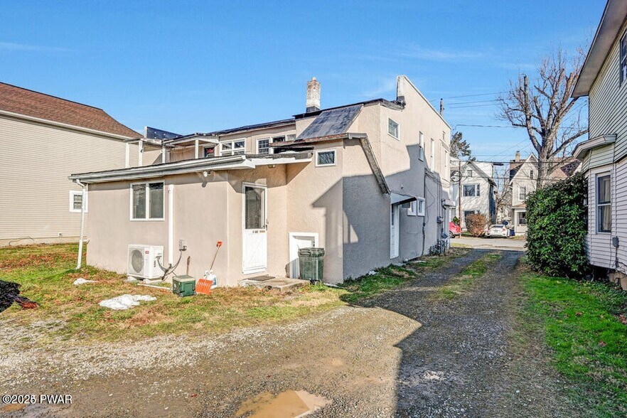 More Photos Of 620-622 E Market St, Scranton Office Residential For Sale