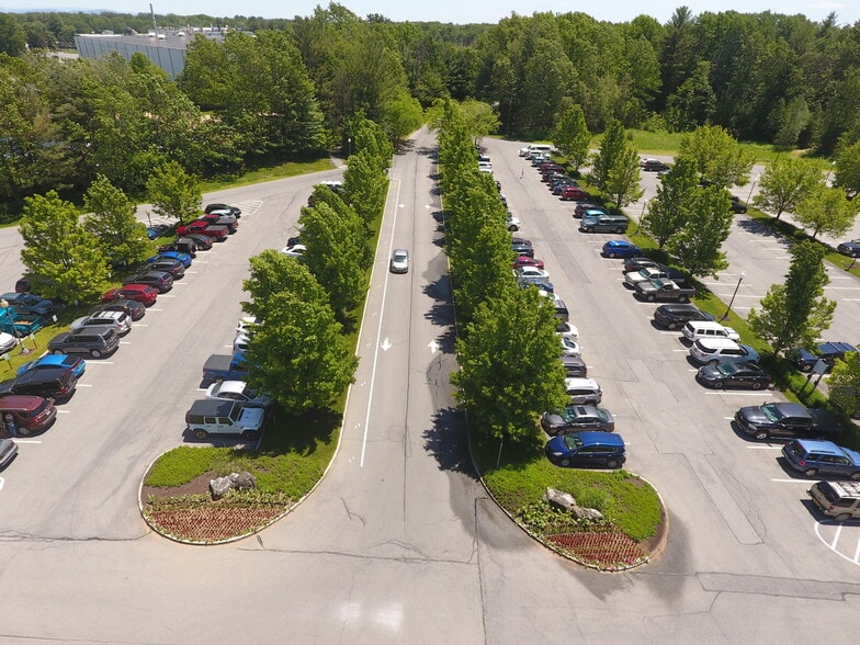 More Photos Of 56 Duplainville Rd, Saratoga Springs Manufacturing For Sale