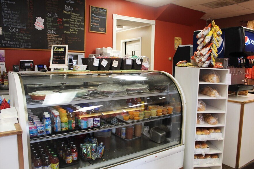 More Photos Of 511 E Main St, Saint Henry Freestanding For Sale