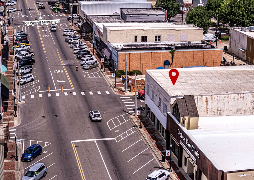 More Photos Of 201 S Main St, Enterprise Department Store For Lease