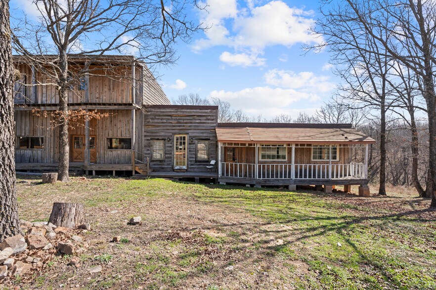 More Photos Of 40082 County Road 591, Jay Apartments For Sale