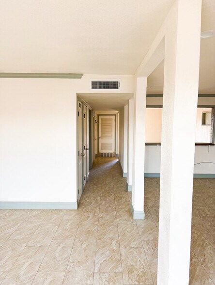 More Photos Of 308 Avenue B, Andrews Office For Sale