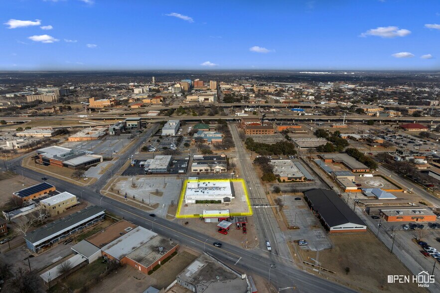Primary Photo Of 1612 9th St, Wichita Falls Storefront Retail Office For Sale