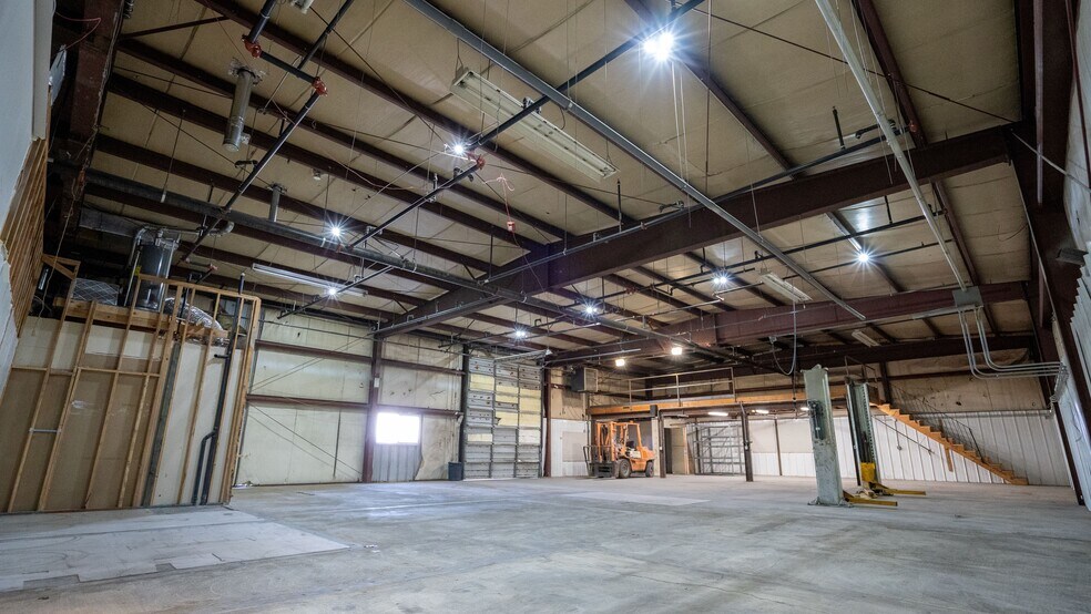 More Photos Of 425 W 800 N, Salt Lake City Manufacturing For Lease