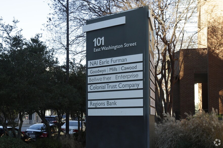 More Photos Of 101 E Washington St, Greenville Office For Lease