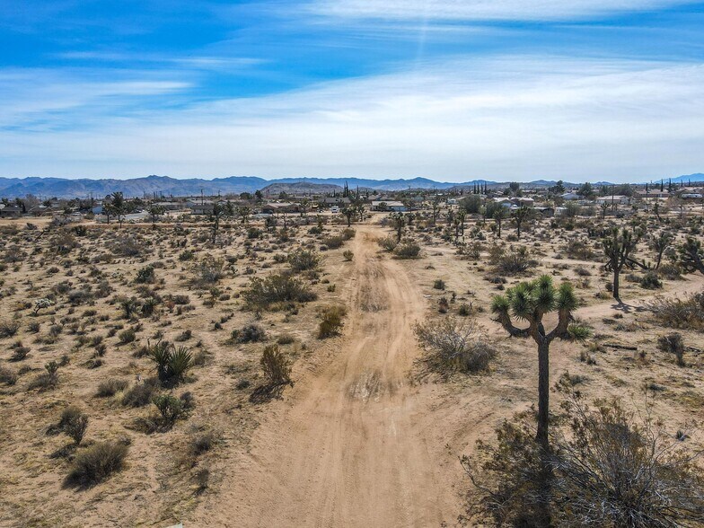 More Photos Of 0 Aberdeen Dr, Yucca Valley Land For Sale