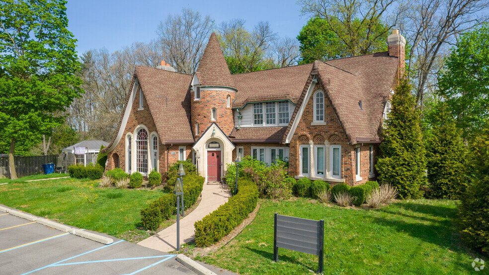 Primary Photo Of 2488 Golfside Dr, Ypsilanti Office Residential For Sale