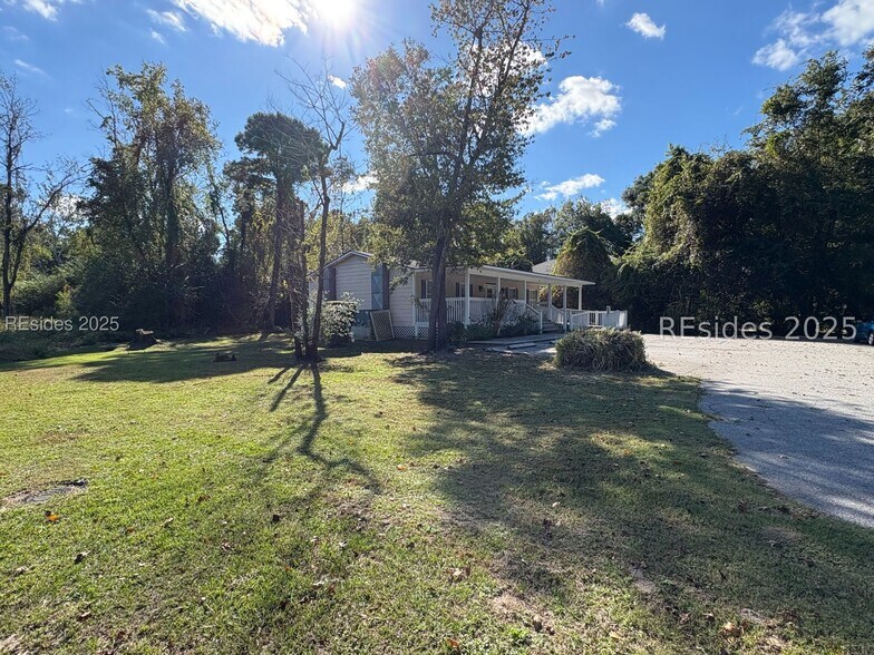 More Photos Of 574 Sea Island Pky, Saint Helena Island Office For Sale