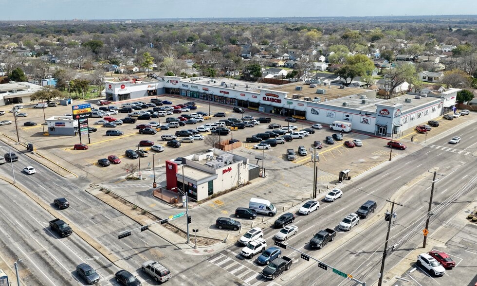Primary Photo Of 2248-2314 W Illinois Ave, Dallas General Retail For Lease