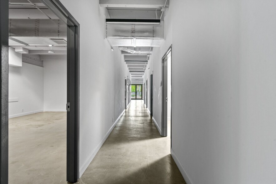 More Photos Of 469 Spencer Dr, West Palm Beach Medical For Lease