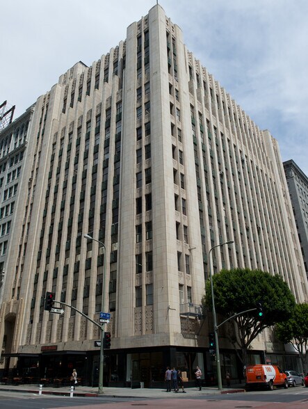 Primary Photo Of 850 S Broadway, Los Angeles Loft Creative Space For Lease