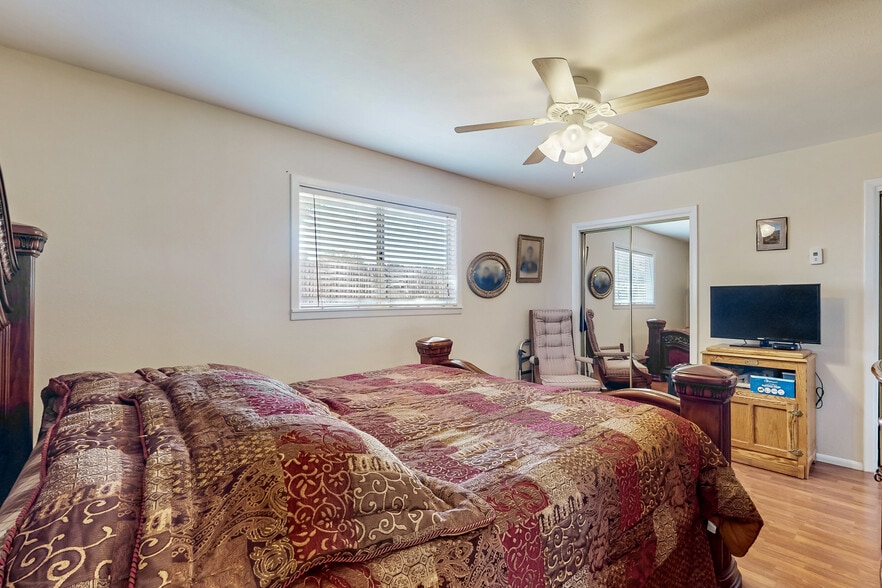 More Photos Of 2116 N Riverside Dr, Espanola Manufactured Housing Mobile Home Park For Sale