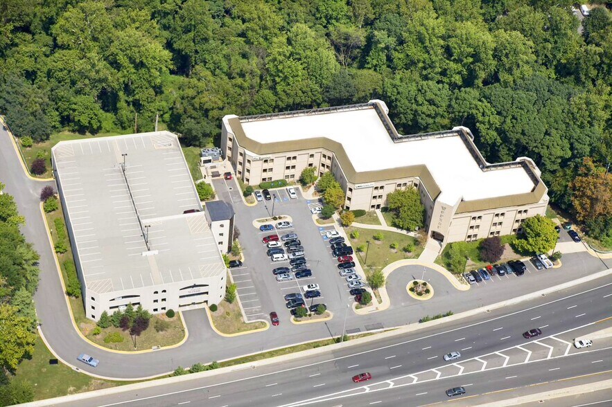 More Photos Of 6850 Versar Ctr, Springfield Office For Sale