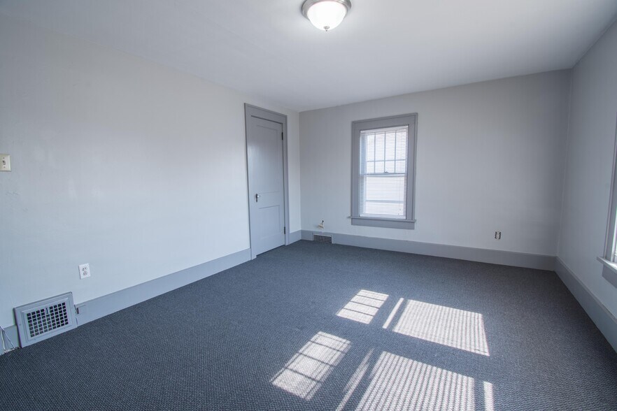 More Photos Of 8419 Cleveland Ave NW, North Canton Office Residential For Sale