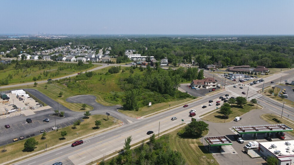 More Photos Of Southwestern Blvd @ South Park Avenue, Hamburg Land For Lease