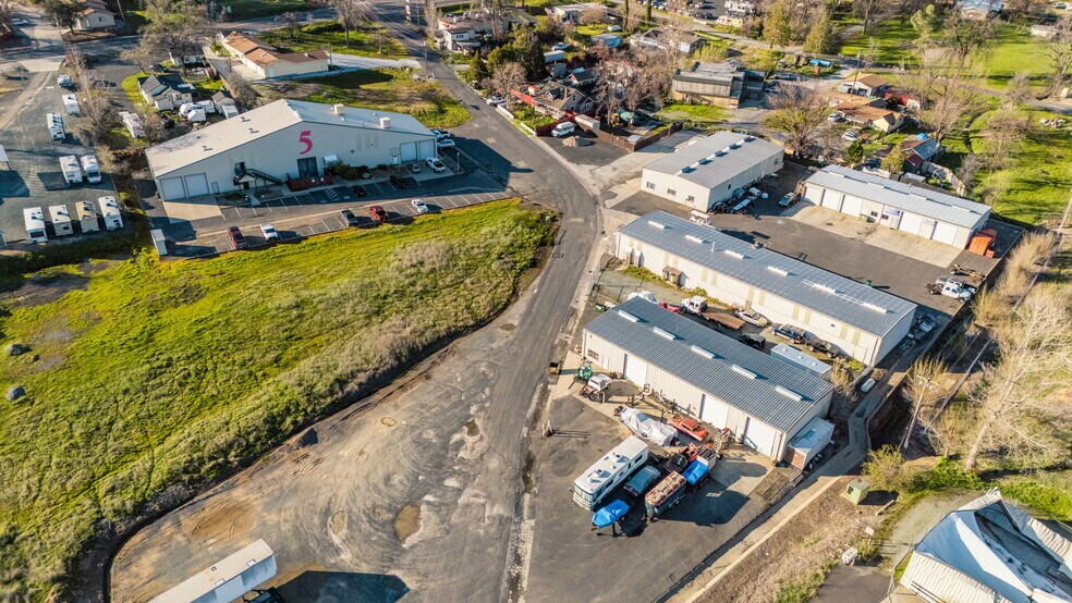 More Photos Of 20858 Mechanical dr, Sonora Warehouse For Sale