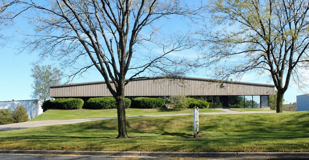 More Photos Of 2241 Pinehurst Dr, Middleton Warehouse For Sale