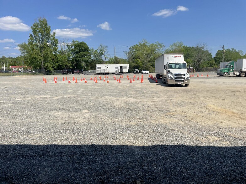 More Photos Of 1853 Jeffersonville Rd Rd, Macon-Bibb Warehouse For Sale
