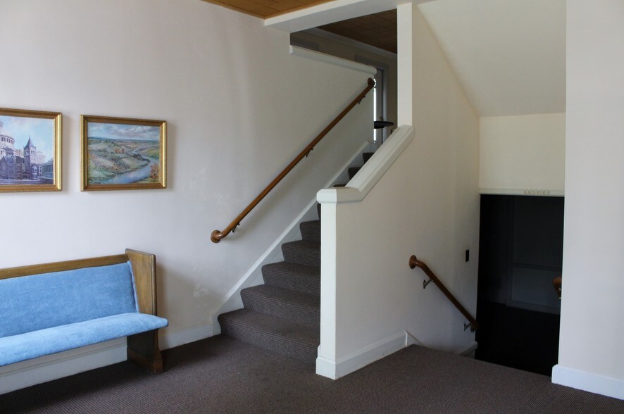 More Photos Of 1300 1st Ave N, Great Falls Religious Facility For Lease