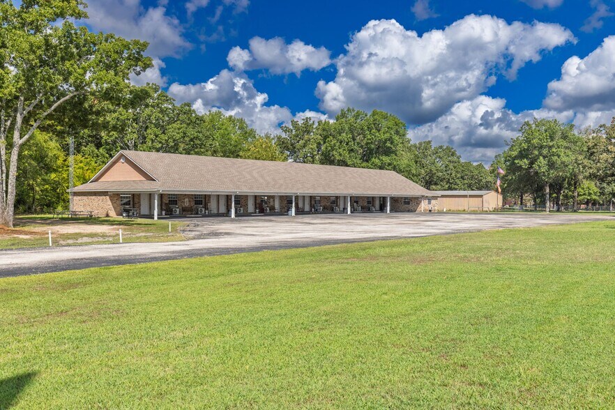 More Photos Of 9530 W FM 515, Alba Specialty For Sale
