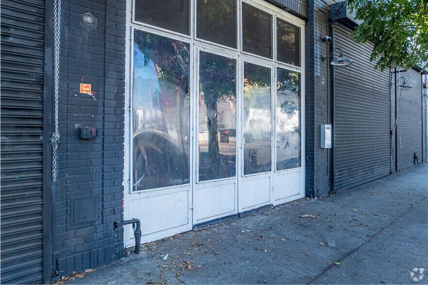 More Photos Of 2014-2022 E 7th St, Los Angeles Office For Lease