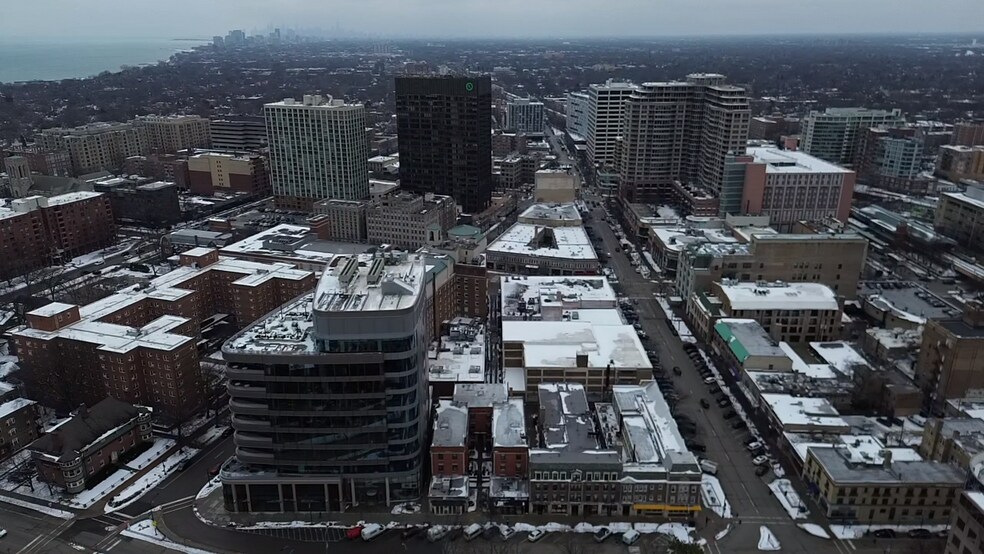More Photos Of 716 Clark St, Evanston Apartments For Sale