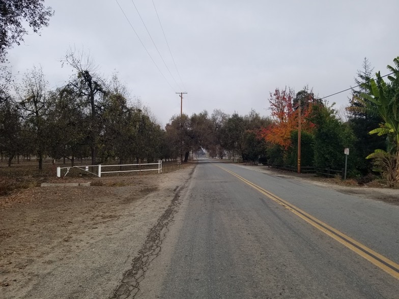More Photos Of Road 152 & Mineral King Avenue, Visalia Land For Sale