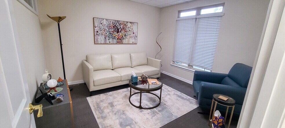 More Photos Of 6900 Houston Rd, Florence Office For Sale