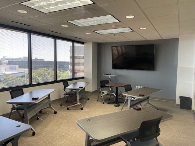 More Photos Of 14901 Quorum Dr, Dallas Office For Lease