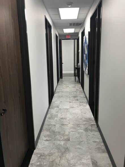 More Photos Of 4655 Techniplex Dr, Stafford Office For Lease