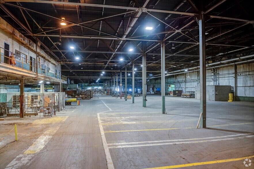 More Photos Of 416 Ford Ave, Alpena Warehouse For Sale