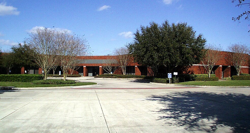 Primary Photo Of 16001 Bay Vista Dr, Clearwater Office For Lease