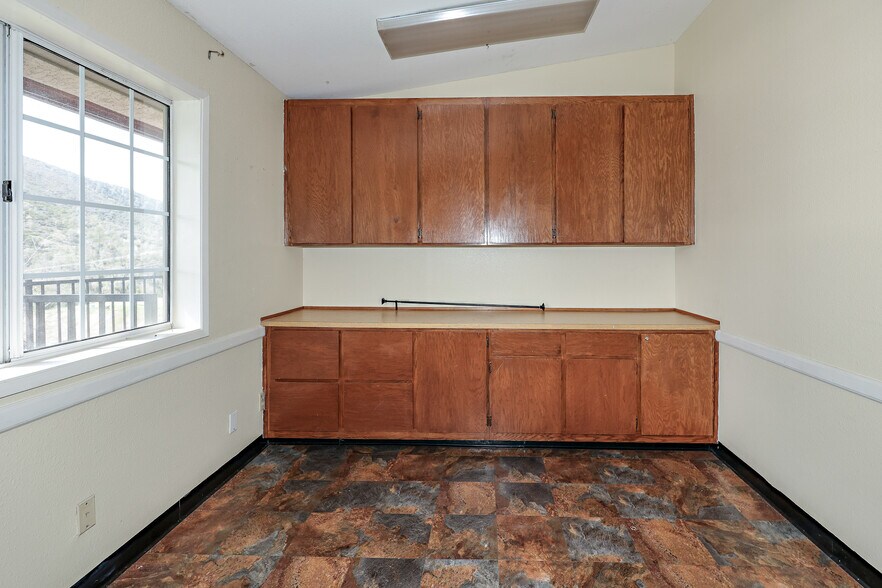 More Photos Of 5320 State Highway 49, Mariposa Office Residential For Sale