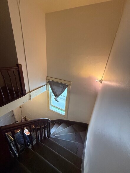 More Photos Of 623-625 S 2nd St, San Jose Dormitory For Sale