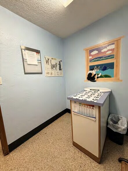 More Photos Of 1721 E University Dr, Mesa Office For Sale