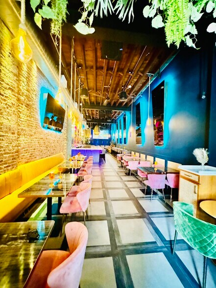 More Photos Of 184-186 Dyckman St, New York Storefront For Lease