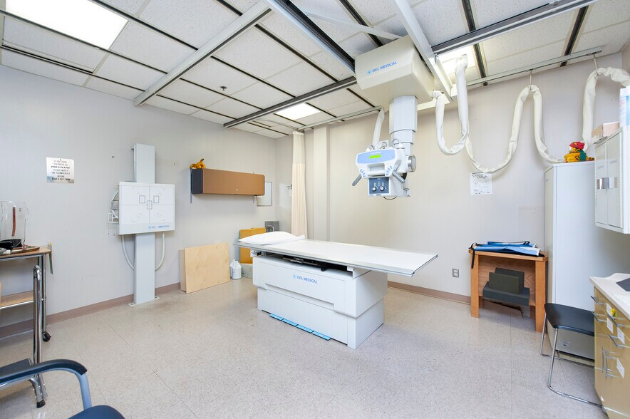 More Photos Of 600 National Ave, Oklahoma City Medical For Sale