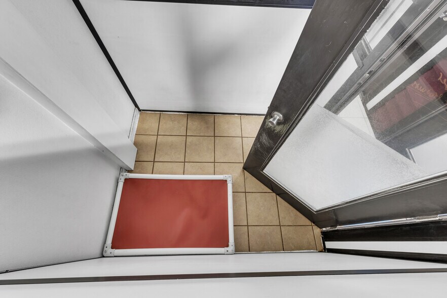 More Photos Of 203 Long Plain Rd, Whately Service For Sale