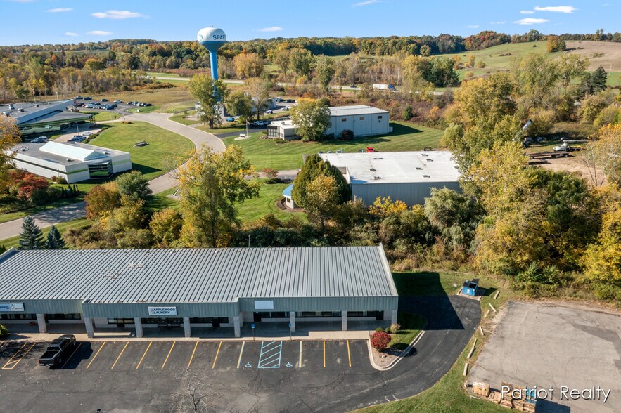 More Photos Of 75 Applewood Dr, Sparta General Retail For Sale