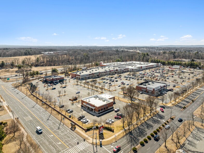 More Photos Of 1045 Kennedy Rd, Windsor Bank For Sale