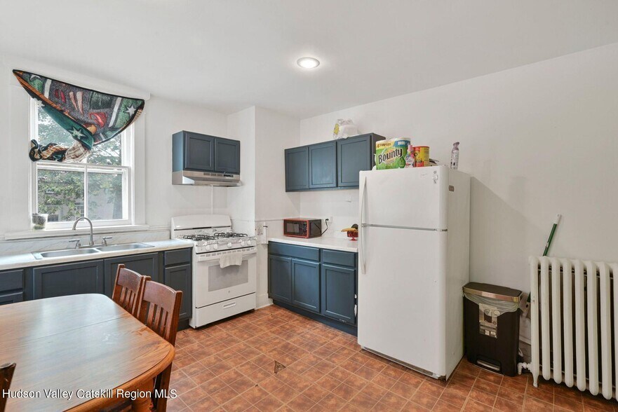 More Photos Of 97 Abeel St, Kingston Storefront Retail Residential For Sale