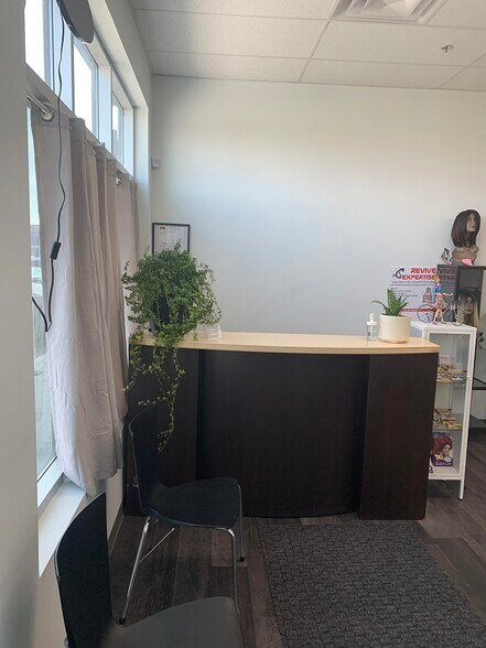 More Photos Of 3131 27th St NE, Calgary General Retail For Sale