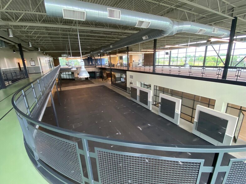 More Photos Of 3474 Sawmill Dr, Powell Health Club For Sale