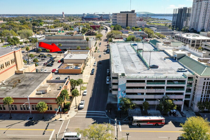 More Photos Of 245 E Adams St, Jacksonville Loft Creative Space For Lease
