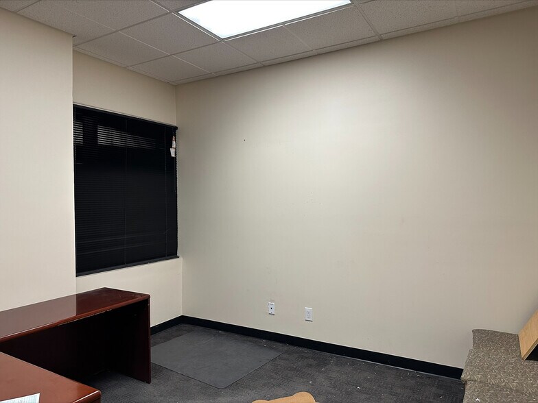 More Photos Of 3673 S Bullard Ave, Goodyear Warehouse For Lease