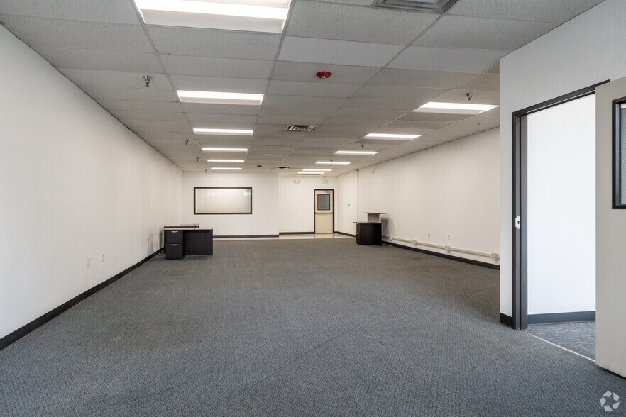 More Photos Of 3532 Franklin St, Denver Office For Lease