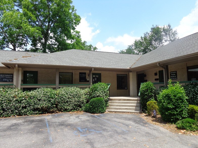 More Photos Of 354 Folly Rd, Charleston Medical For Lease