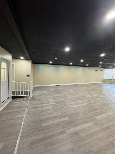More Photos Of 1036 Chicopee St, Chicopee Storefront Retail Residential For Lease