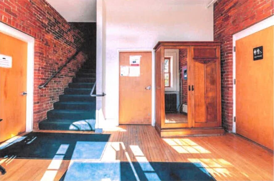 More Photos Of 190 Hanover St, Lebanon Medical For Lease