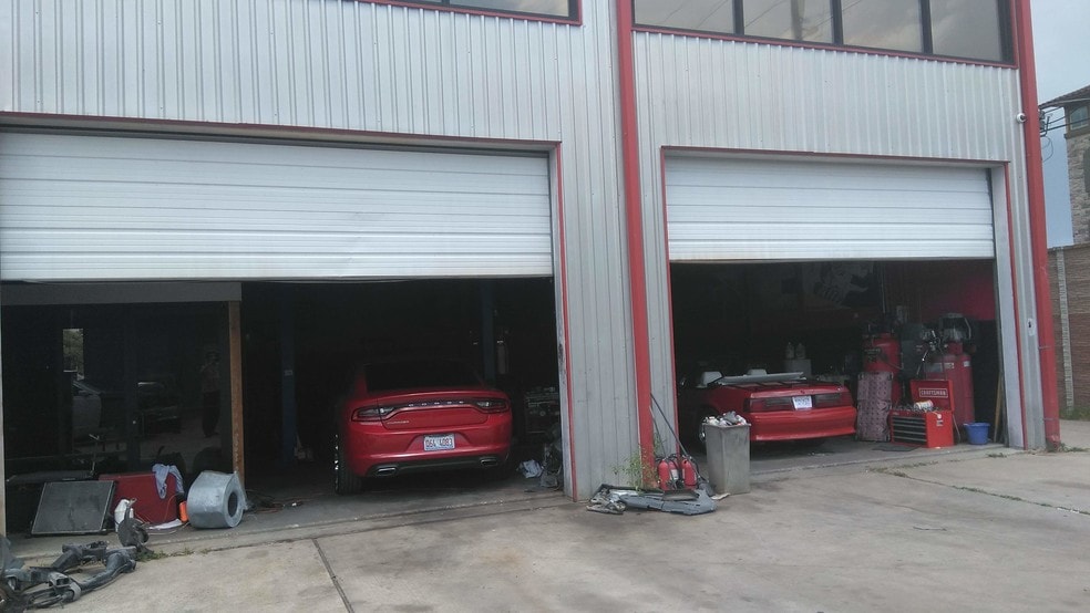 More Photos Of 15455 Kuykendahl Rd, Houston Auto Dealership For Sale
